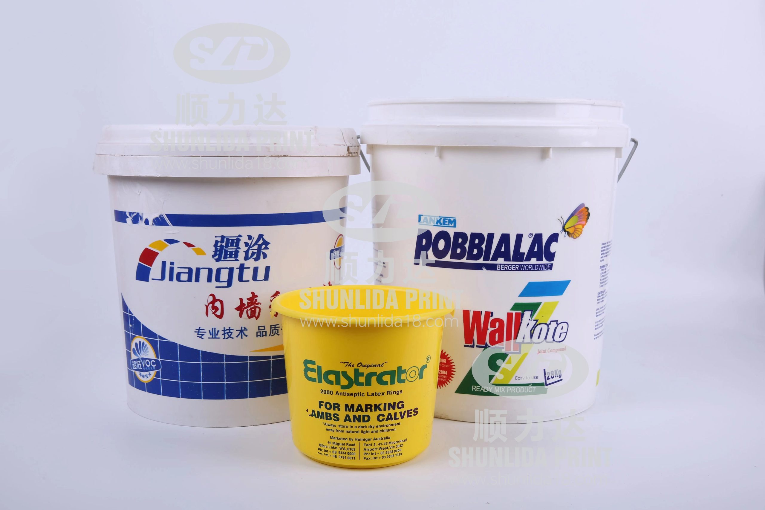 Plastic drums12